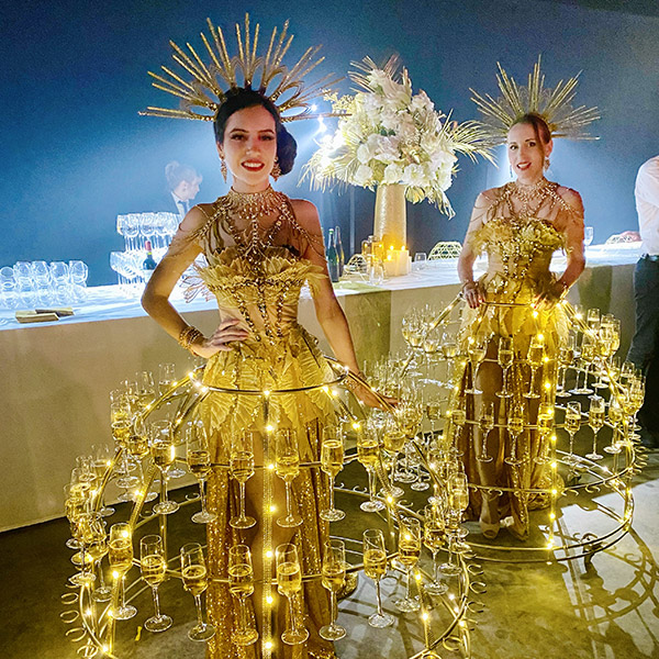 Accueil robes Champagne dorées à Valvert Croix Blanche