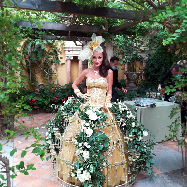 Robe Champagne à Cannes à la Villa Ephrussi Rothschild