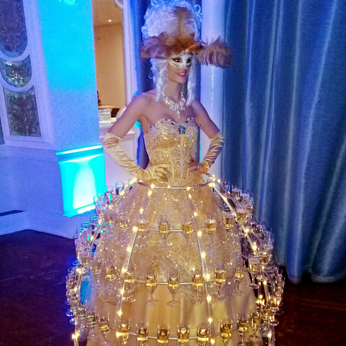 Animation Marquise champagne thème Baroque