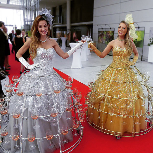 2 Robes à champagne à Bordeaux