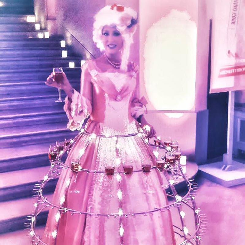 Robe à champagne - Marie Antoinette, pour BENEFIT
