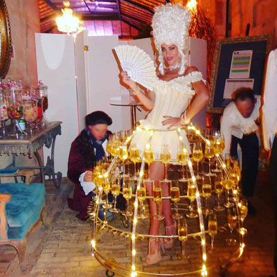 La Robe à champagne pour CHANEL